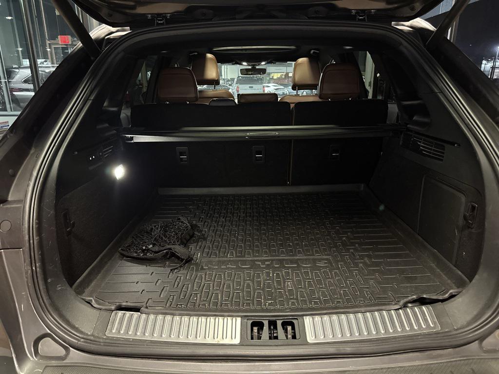 used 2021 Lincoln Nautilus car, priced at $31,708