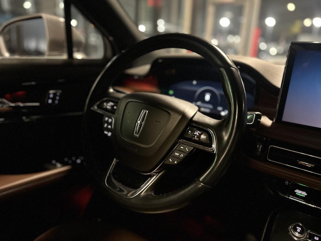 used 2021 Lincoln Nautilus car, priced at $31,708