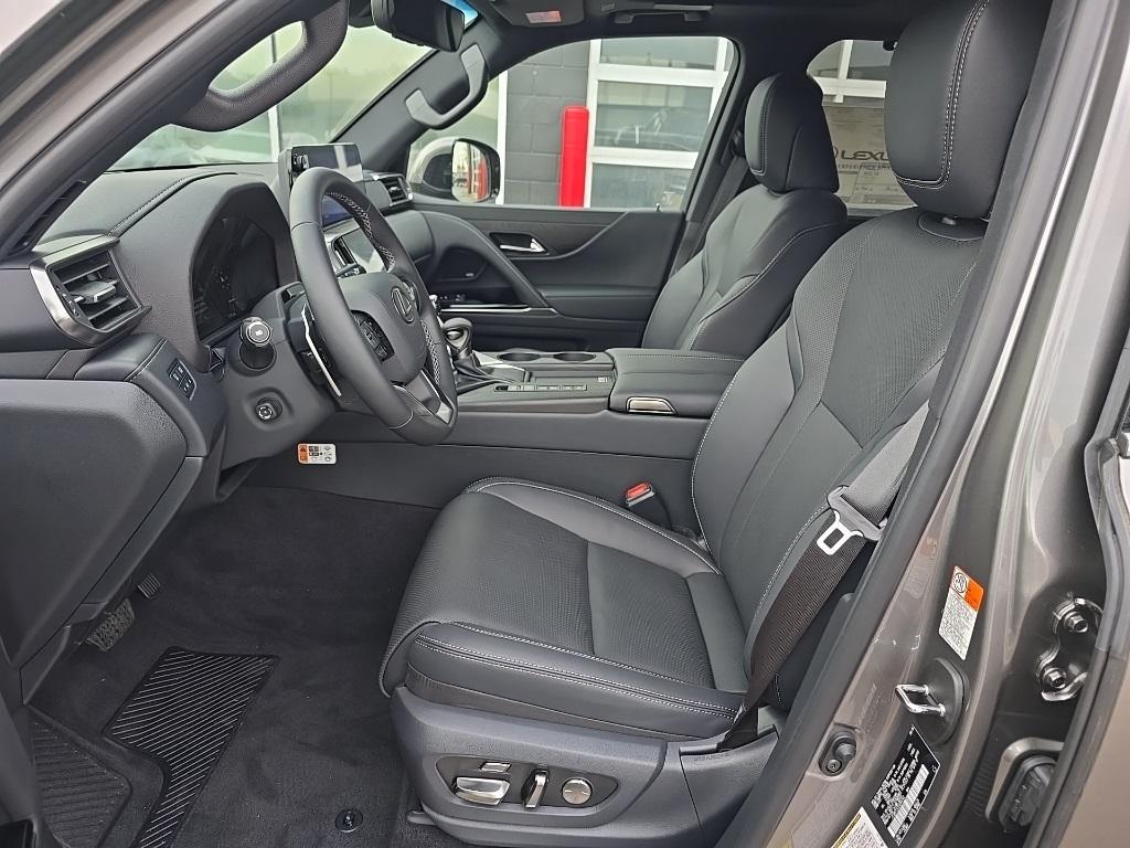 new 2025 Lexus LX 600 car, priced at $108,695