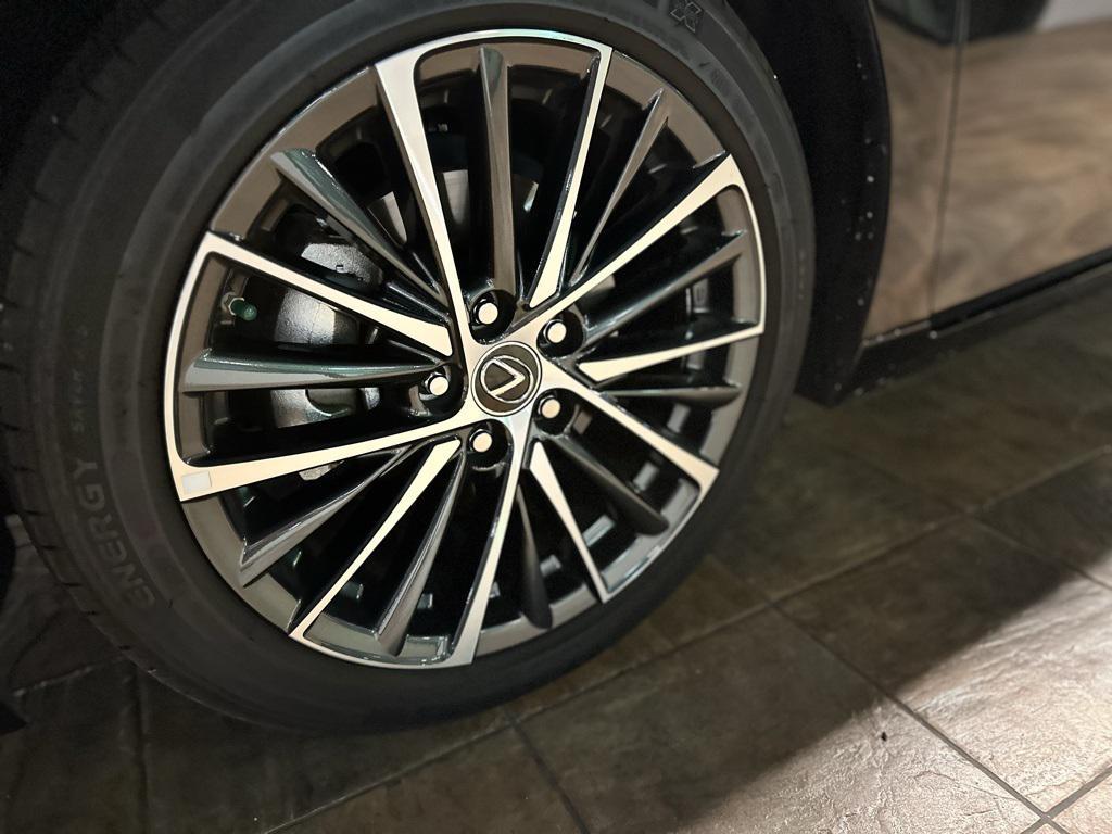 used 2024 Lexus ES 350 car, priced at $42,209