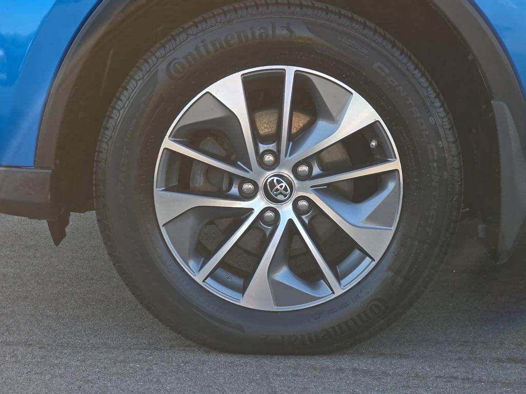 used 2018 Toyota RAV4 Hybrid car, priced at $19,600