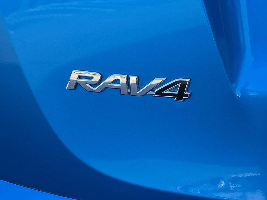 used 2018 Toyota RAV4 Hybrid car, priced at $19,600