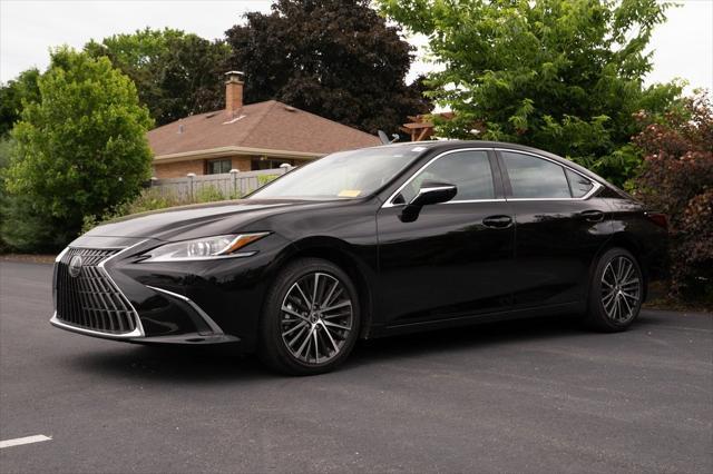 used 2024 Lexus ES 350 car, priced at $43,300