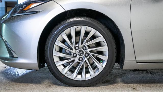 used 2021 Lexus ES 350 car, priced at $36,300