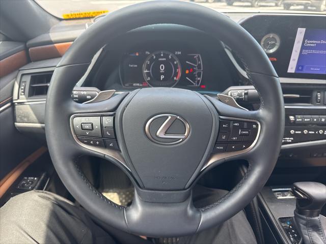 used 2025 Lexus ES 350 car, priced at $45,000