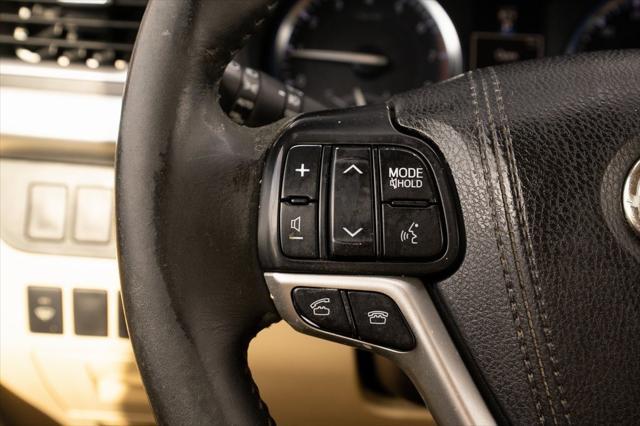 used 2015 Toyota Highlander car, priced at $17,200