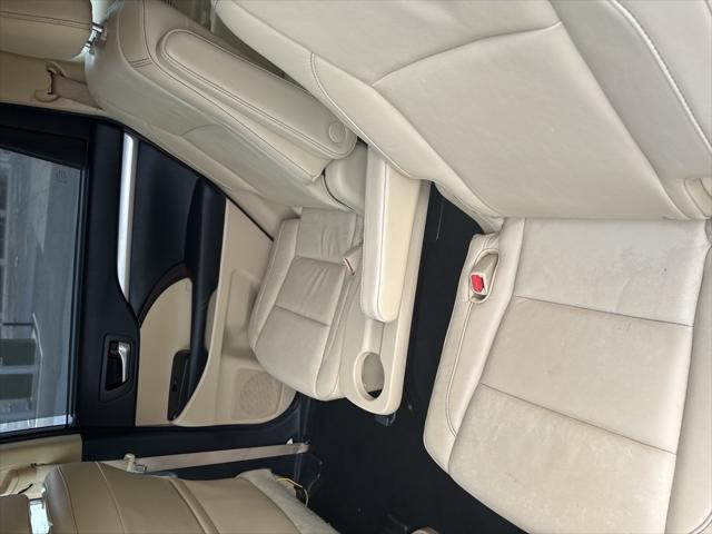 used 2015 Toyota Highlander car, priced at $17,700