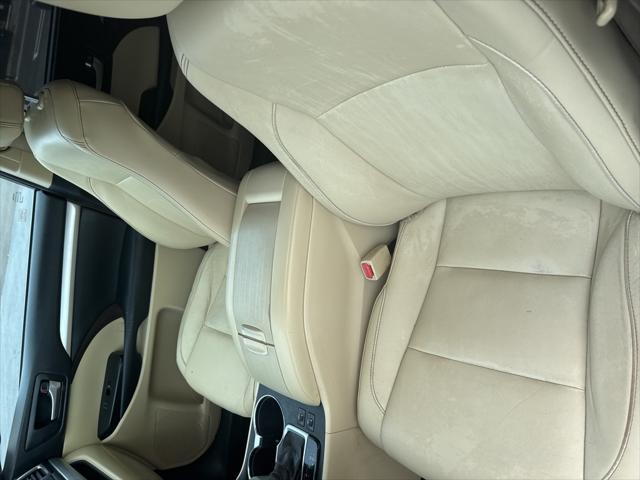 used 2015 Toyota Highlander car, priced at $17,700