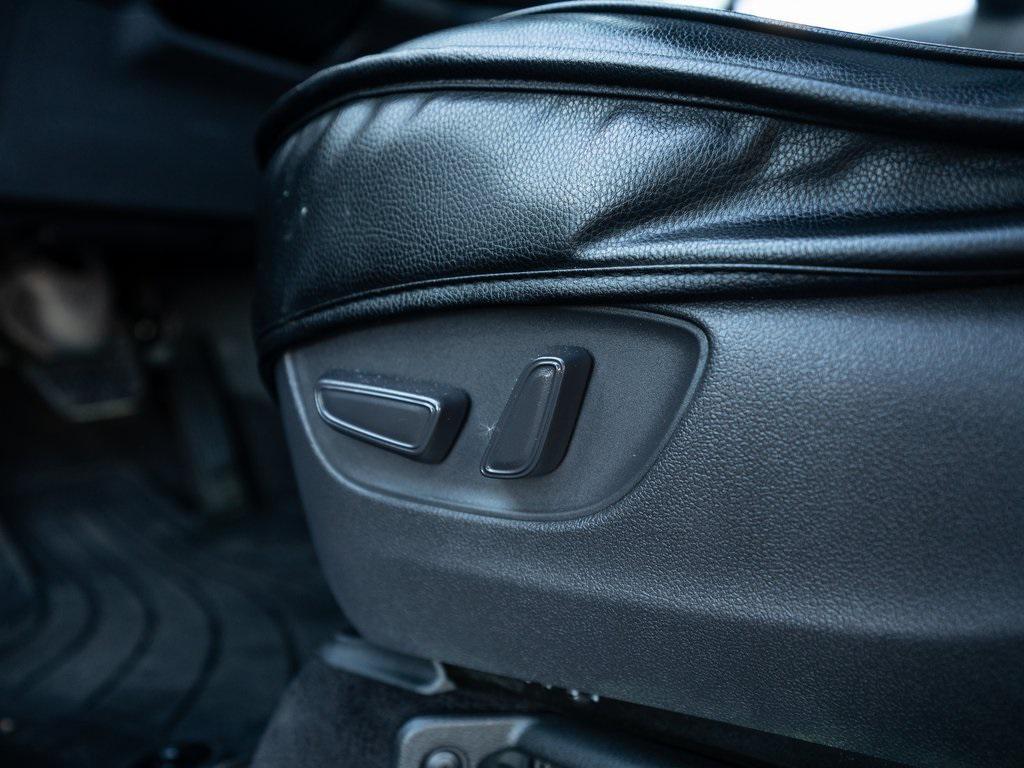 used 2021 Toyota Sienna car, priced at $33,694