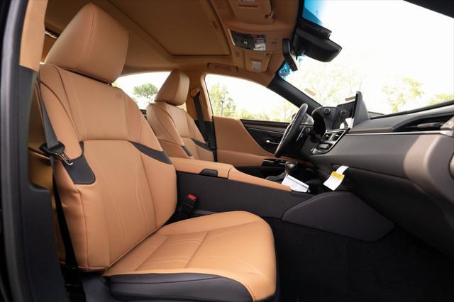 new 2025 Lexus ES 300h car, priced at $50,510
