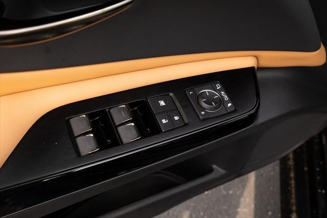 new 2025 Lexus ES 300h car, priced at $50,510