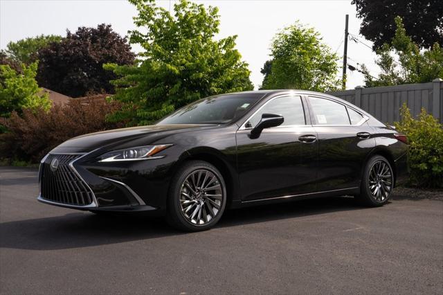 new 2025 Lexus ES 300h car, priced at $50,510