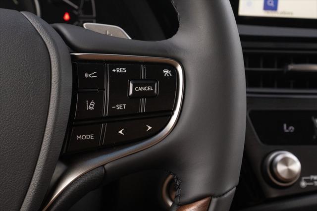 new 2025 Lexus ES 300h car, priced at $50,510