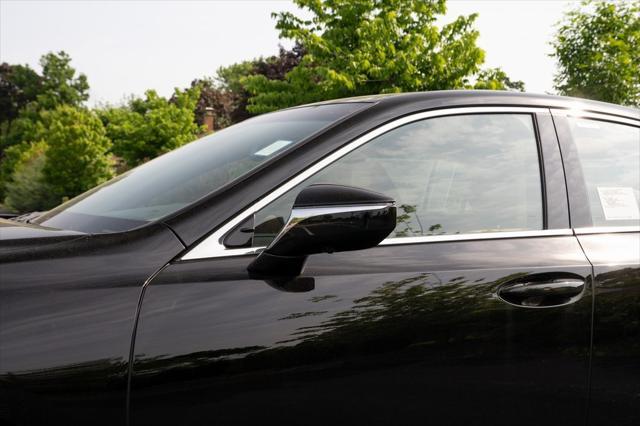 new 2025 Lexus ES 300h car, priced at $50,510