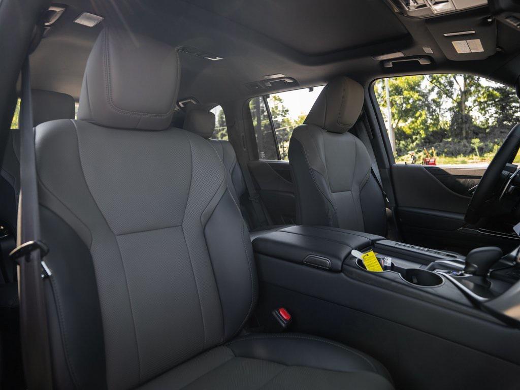 new 2025 Lexus LX 700h car, priced at $114,709