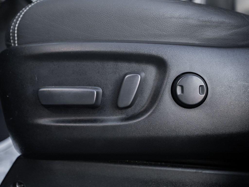 used 2016 Toyota Sienna car, priced at $24,205