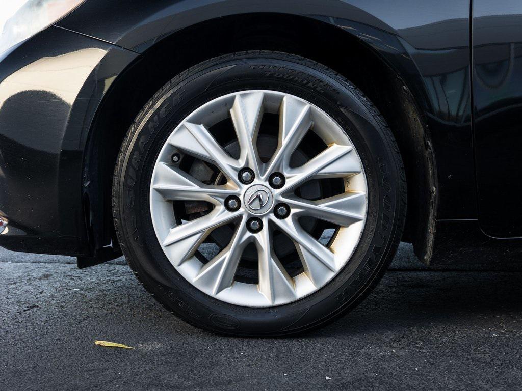 used 2013 Lexus ES 300h car, priced at $9,433