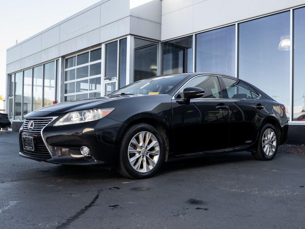 used 2013 Lexus ES 300h car, priced at $9,433