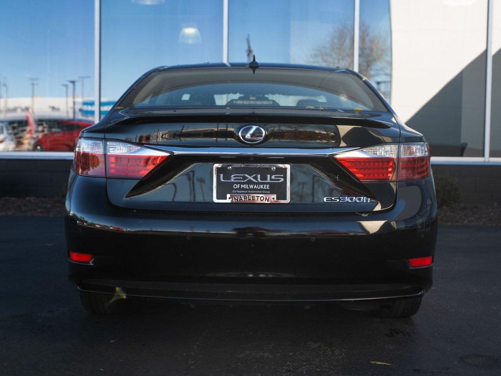 used 2013 Lexus ES 300h car, priced at $9,433