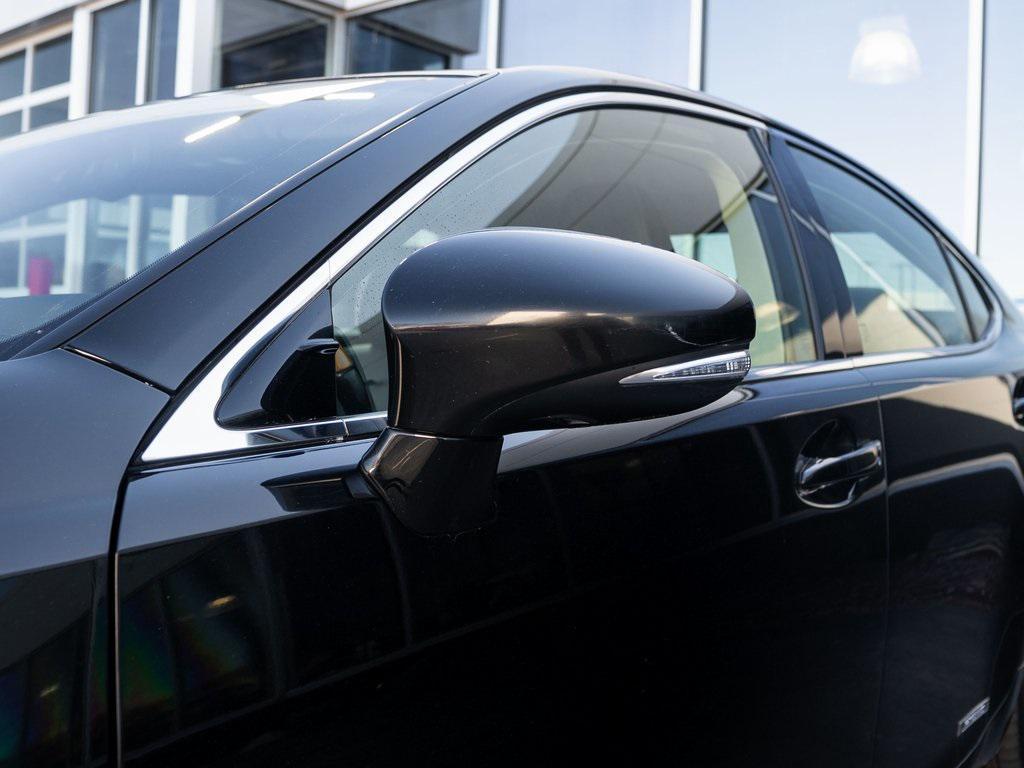 used 2013 Lexus ES 300h car, priced at $9,433