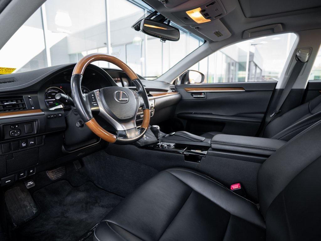 used 2013 Lexus ES 300h car, priced at $9,433