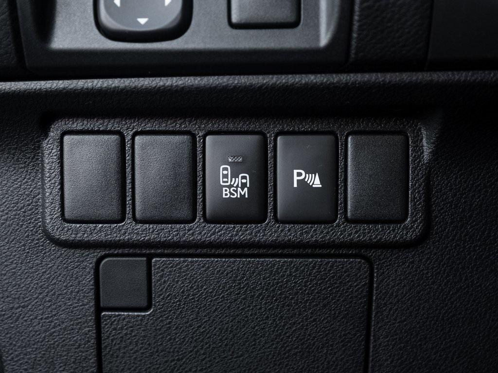 used 2013 Lexus ES 300h car, priced at $9,433