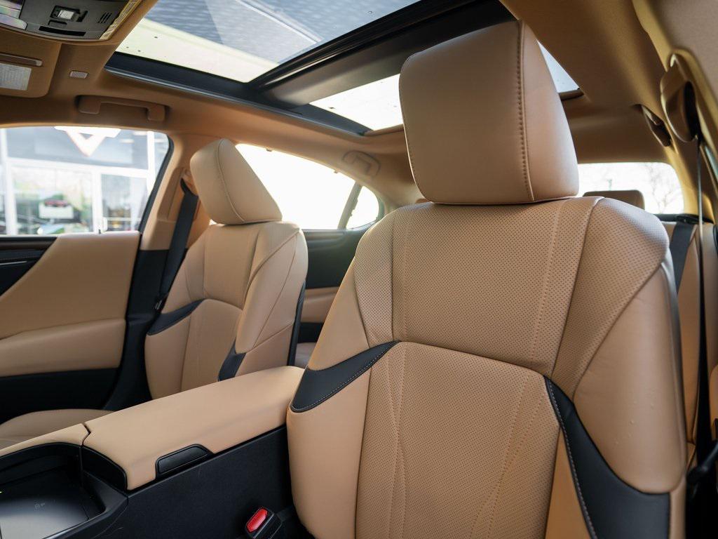 new 2025 Lexus ES 350 car, priced at $53,170