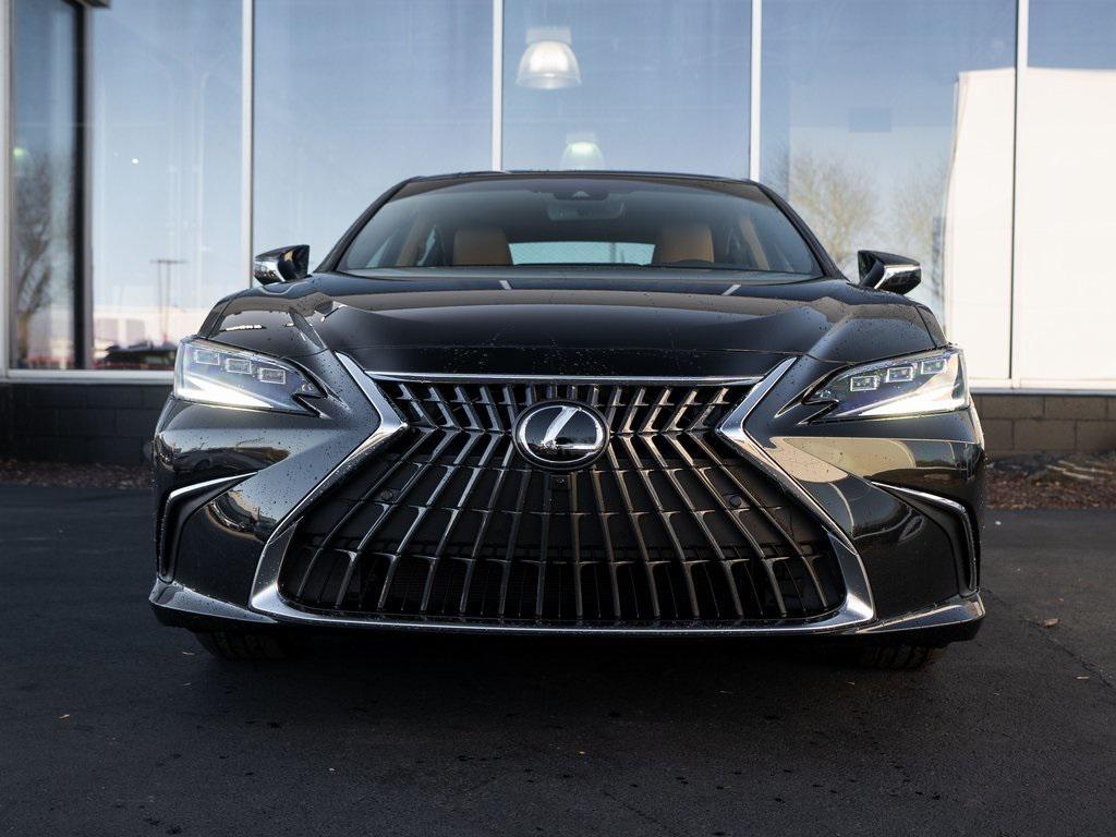 new 2025 Lexus ES 350 car, priced at $53,170