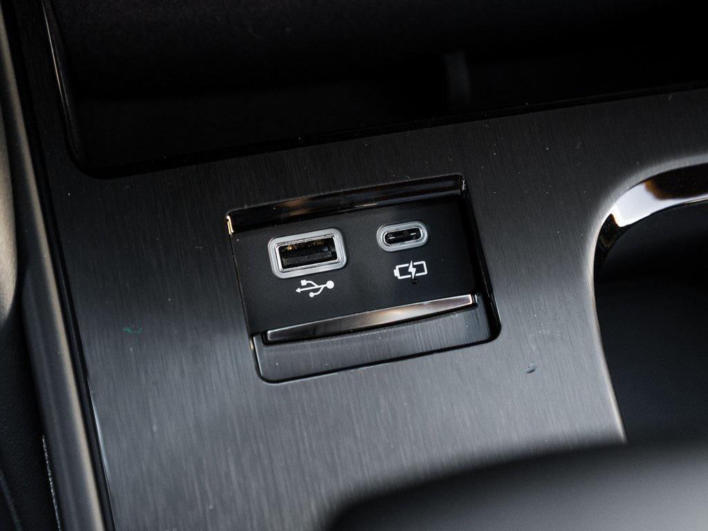 new 2025 Lexus ES 350 car, priced at $53,170