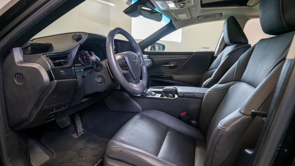 used 2022 Lexus ES 350 car, priced at $39,300