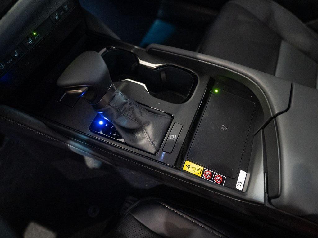 new 2025 Lexus ES 350 car, priced at $46,345