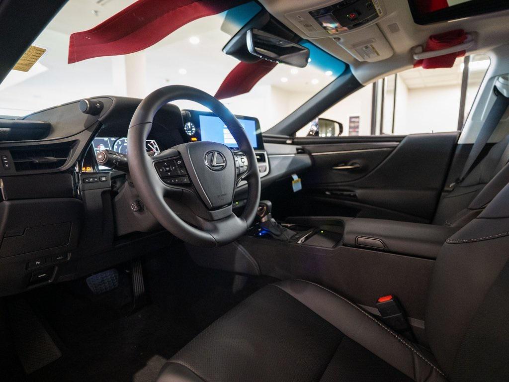 new 2025 Lexus ES 350 car, priced at $46,345