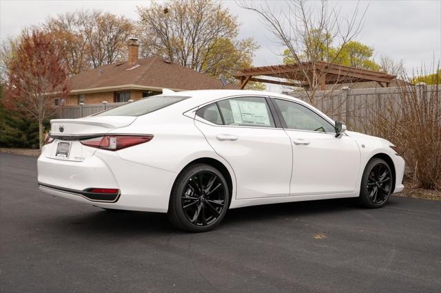 new 2025 Lexus ES 300h car, priced at $49,955