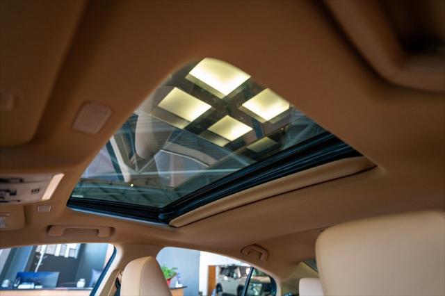new 2025 Lexus ES 300h car, priced at $49,955