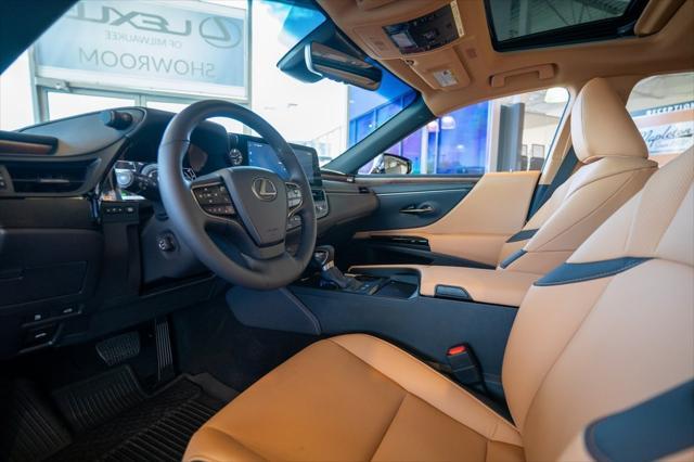 new 2025 Lexus ES 300h car, priced at $49,955
