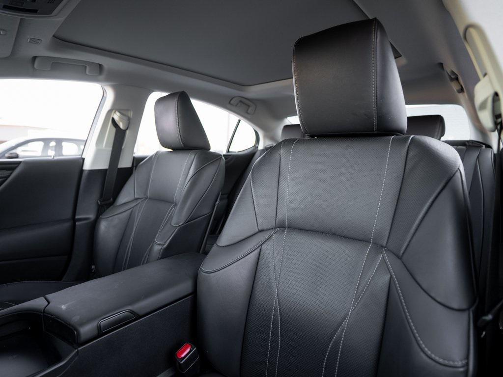 used 2023 Lexus ES 350 car, priced at $37,990