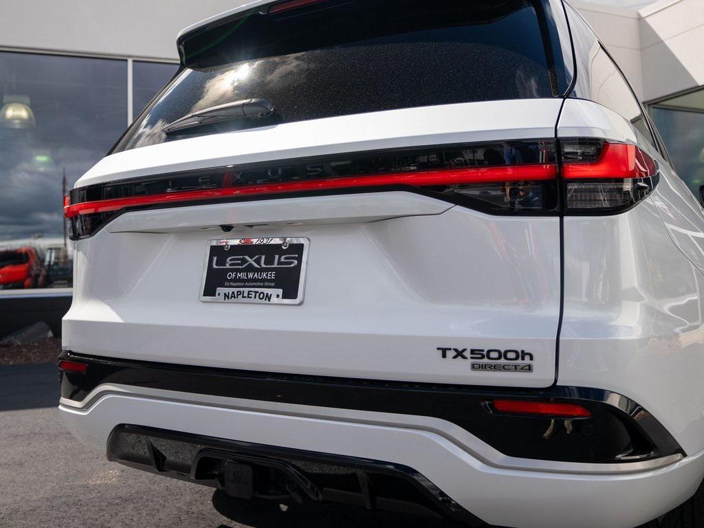 new 2025 Lexus TX 500h car, priced at $74,175