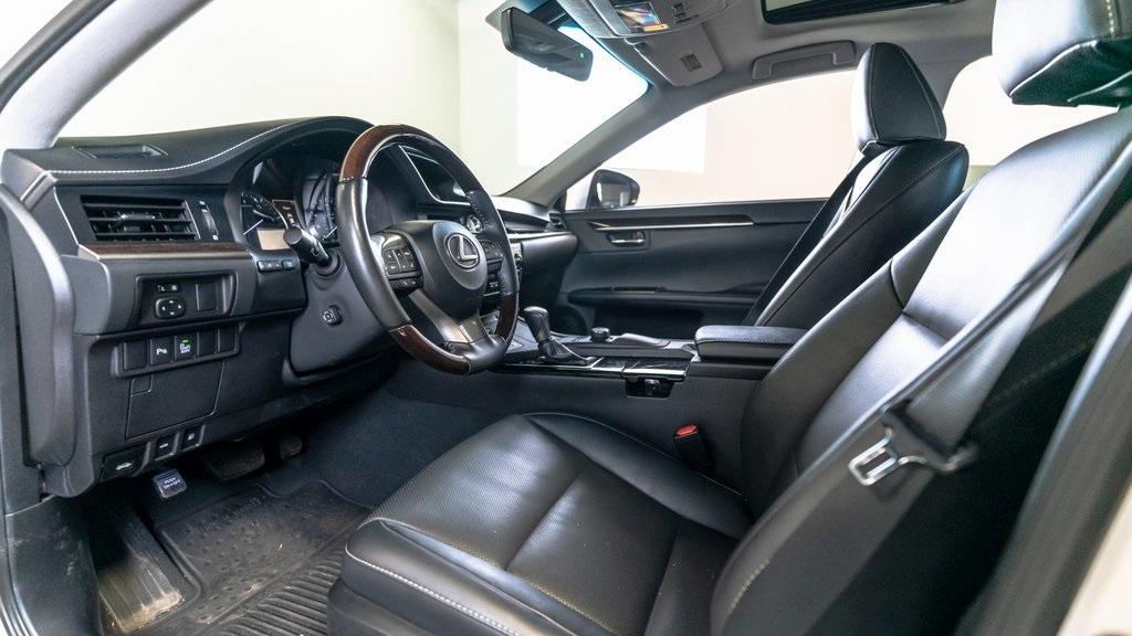 used 2016 Lexus ES 350 car, priced at $16,000