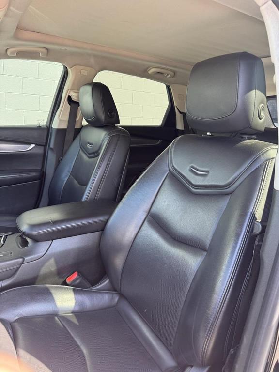 used 2017 Cadillac XT5 car, priced at $14,900