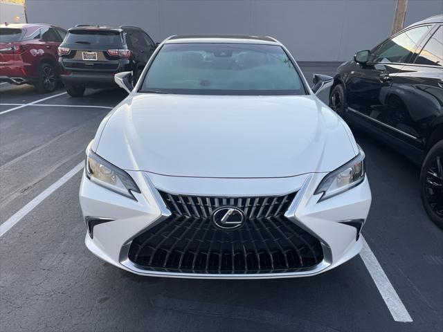 new 2025 Lexus ES 350 car, priced at $51,419