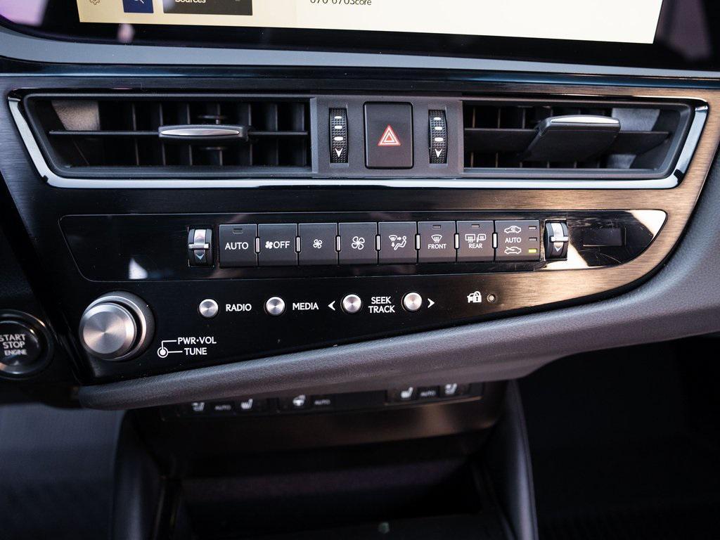 used 2024 Lexus ES 350 car, priced at $42,998