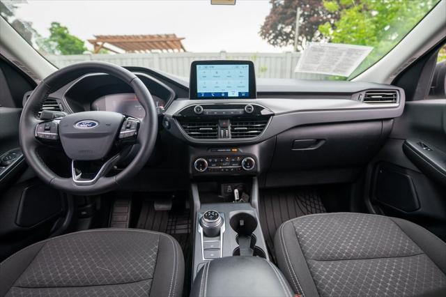 used 2024 Ford Escape car, priced at $25,900