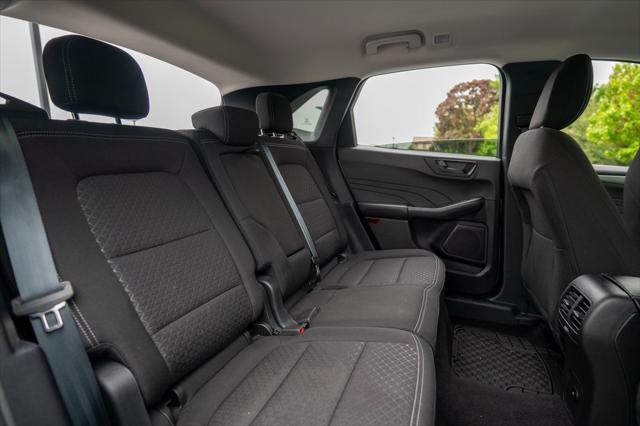 used 2024 Ford Escape car, priced at $25,900