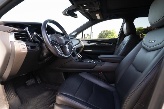 used 2021 Cadillac XT5 car, priced at $32,200