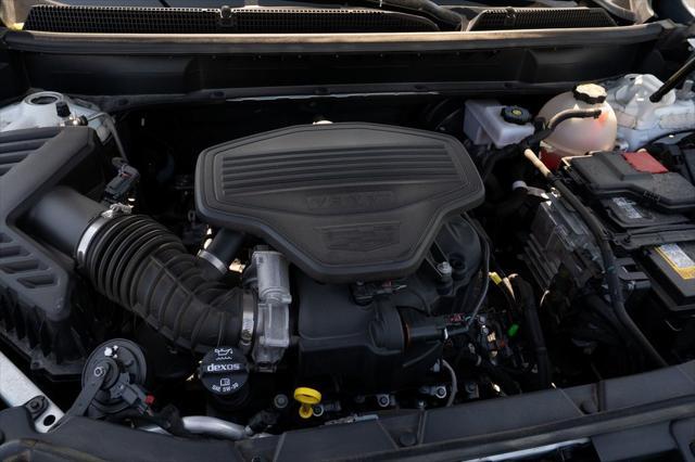 used 2021 Cadillac XT5 car, priced at $32,200