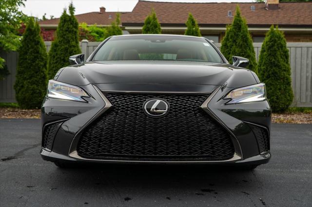 new 2025 Lexus ES 300h car, priced at $49,150
