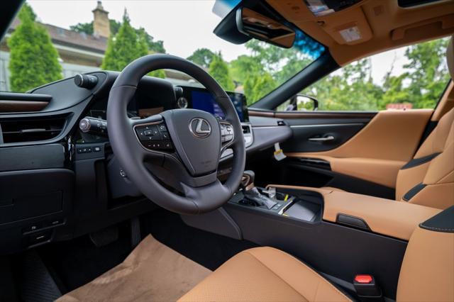 new 2025 Lexus ES 300h car, priced at $49,150