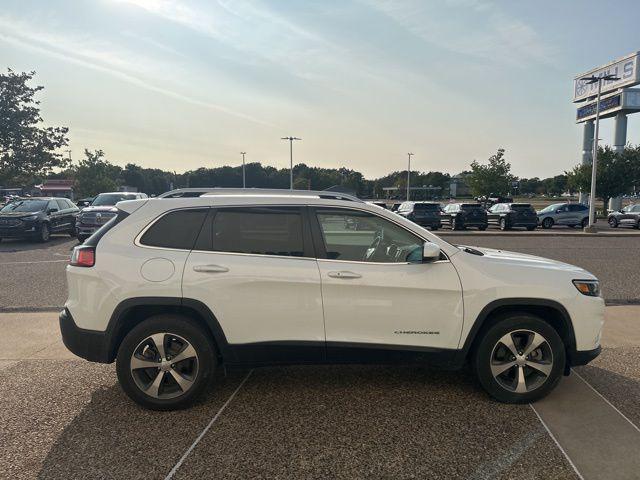 used 2020 Jeep Cherokee car, priced at $20,291