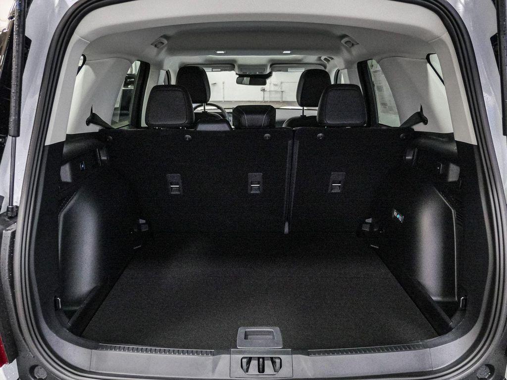 new 2025 Ford Bronco Sport car, priced at $38,105