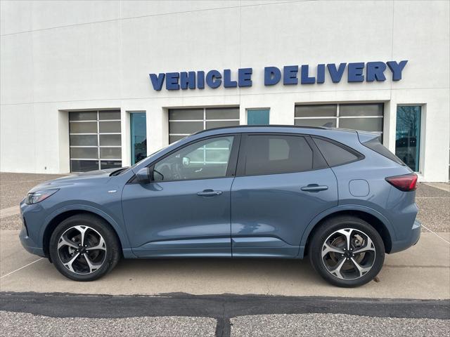 used 2023 Ford Escape car, priced at $25,334